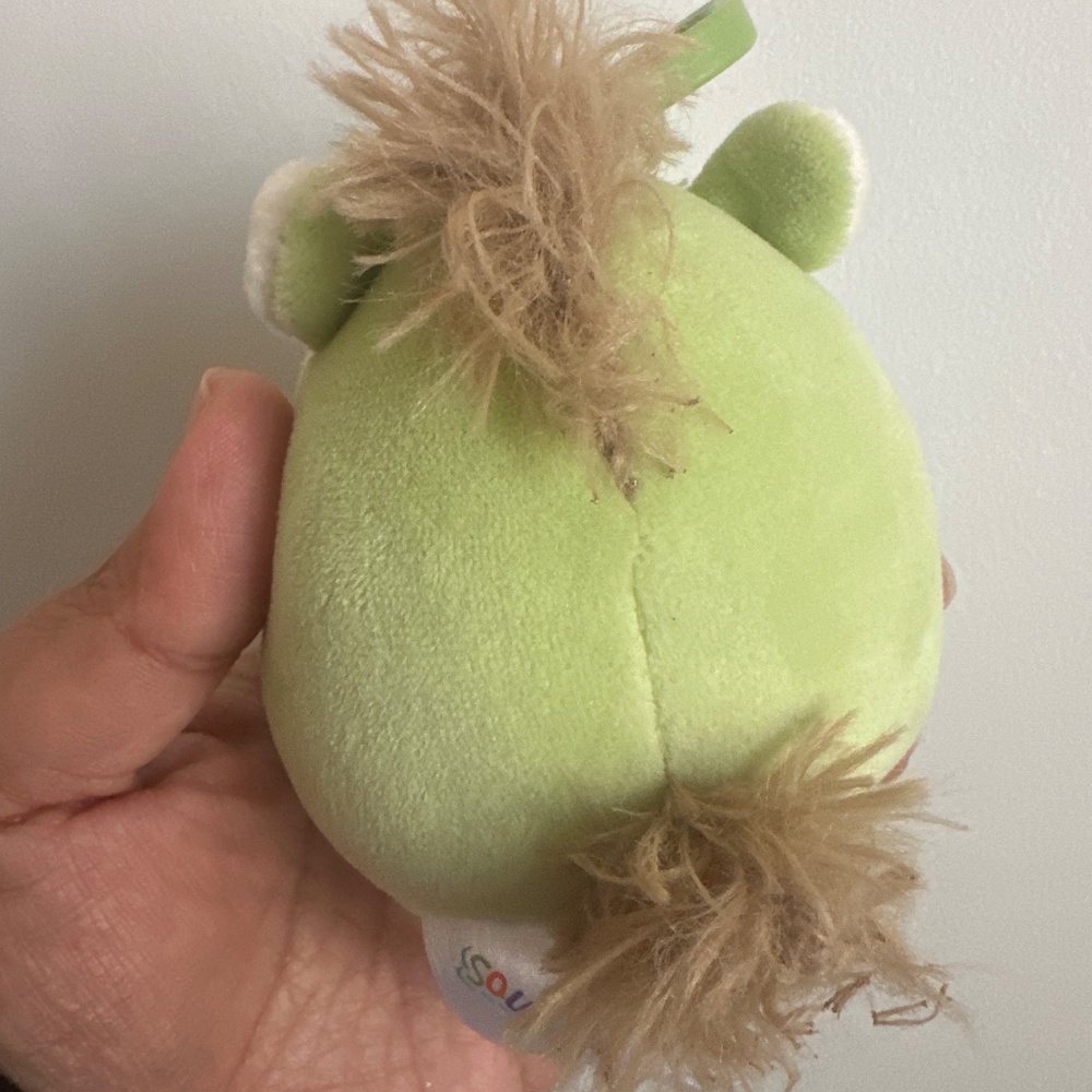 2 Squishmallows Billy keychains - Picture 4 of 5